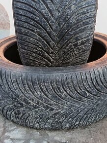 Predám pneumatiky 2ks 235 /40 R18