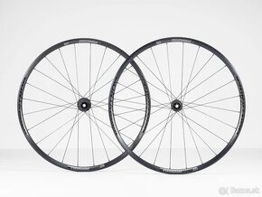 Predám kolesá Bontrager (TREK) na cestný bicykel