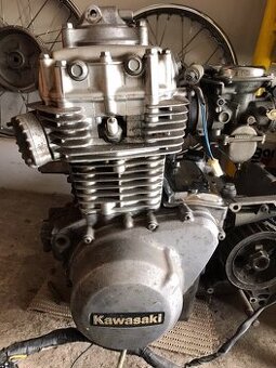 Motor Kawasaki 440 LTD s komplet kabelážou - 1