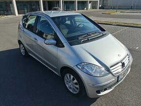 Predám Mercedes Benz A trieda 150i automat - 1