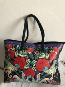 Desigual velka krasna shopper kabelka