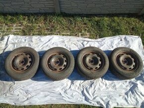 Zimné pneumatiky 195/65 R15 na diskoch rozteč 5x100