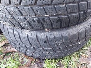 Predám zimné pneumatiky Barum 185/60R15