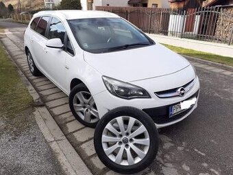 Opel Astra Sport Tourer ST 1.7 CDTI ECOTEC