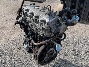 Motor a převodovka Nissan X-trail T30 2.2 100kw