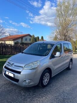 CITROEN BERLINGO MULTISPACE 1,6 DIESEL NOVÁ STK EK