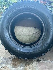 Truck 2000 235/70R16