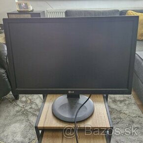 LG monitor 23