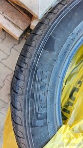 235/55R18 100V gumy