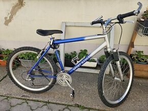 Odpruzeny bicykel sport radler 26