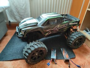 Traxxas Xmaxx max5 800kv combo + 2x 4s 8000mAh baterie