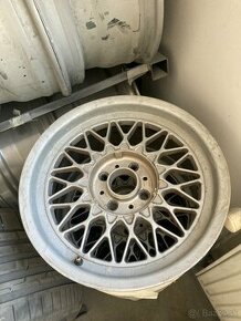 R15 4x100 BBS RG