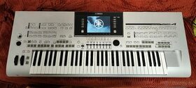 Yamaha Tyros 4