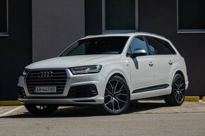 Audi Q7 50 3.0 TDI mHEV S-Line Quattro Tiptronic - 1