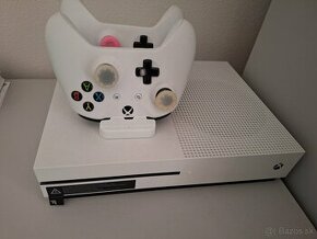 X Box ONE S