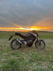 Honda CB125R