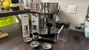 DeLonghi pákový kávovar EC 850M