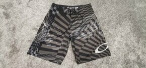 Oakley blade boardshorts 2 v 1 grafitové