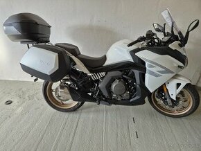 CF MOTO 650 GT