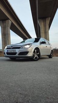 Opel Astra H