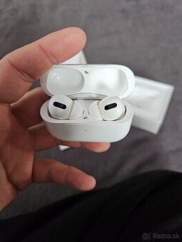 airpods pro na diely ( zle baterky ) 60e