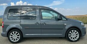 Volkswagen Caddy Life 2.0 CR 103 kW 2012 z DE, serviska