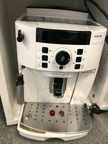 DELONGHI 22.110 MAGNIFICA