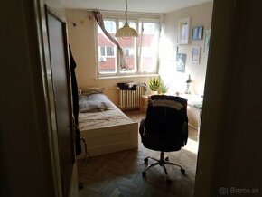 Podnájom izby v centre Bratislavy/Room for rent Bratislava - 1