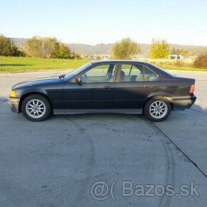 BMW 318i - E36 - 1