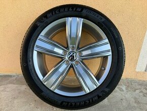 ✔️19” ®Originál VICTORIA falls na TIGUAN 235/50 r19