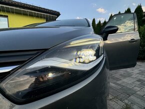 OPEL ZAFIRA TOURER 1,6 CDTI 99 kW 7 miestne - 1