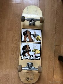 Skateboard - málo jazdený