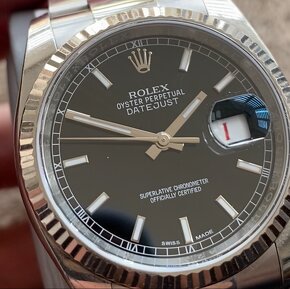 rolex 36mm datejust “Roulette”