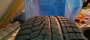 Hankook 235/40 R19