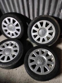 4ks alu disky orig. Audi 5x112 r16 + pneu