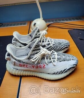 Yeezy boost 350 v2 Zebra