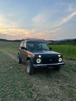 Lada Niva 4x4 , 27 500km, r.v.2011