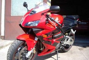 Honda CBR 600rr - 1