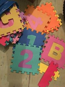 Puzzle penove, velke - 1