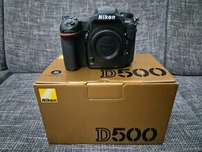 Nikon D500