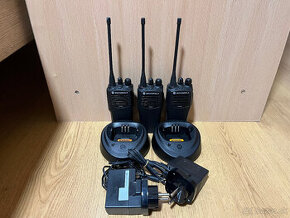 Vysielačky motorola 3ks CP040 UHF 4kanal + 2x nabijacka