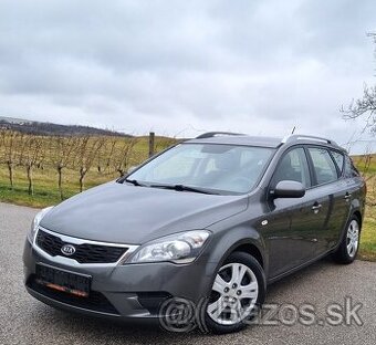 Kia Ceed 1.6 CRDi 66KW/90PS R.V.12/2012