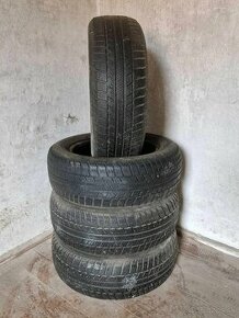 BF Goodrich  185/60R14 - 1