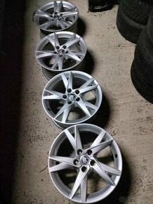 4ks alu orig. Audi 5x112 r17