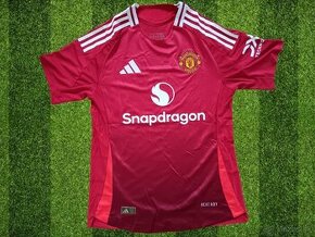 dres Manchester United FC 24/25