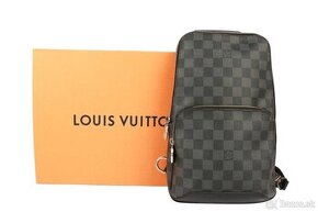 Louis vuitton slingbag