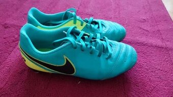 Kopacky NIKE vel. 36,5