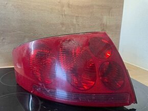 Zadné svetla Audi TT 8N