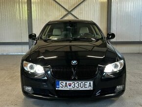 BMW Rad 3 Coupé 330 xi A/T