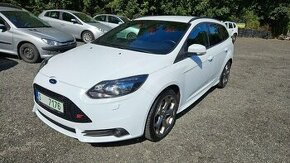 Ford Focus ST 2.0 184 kW Recaro, xenony, serviska naj.165tkm - 1